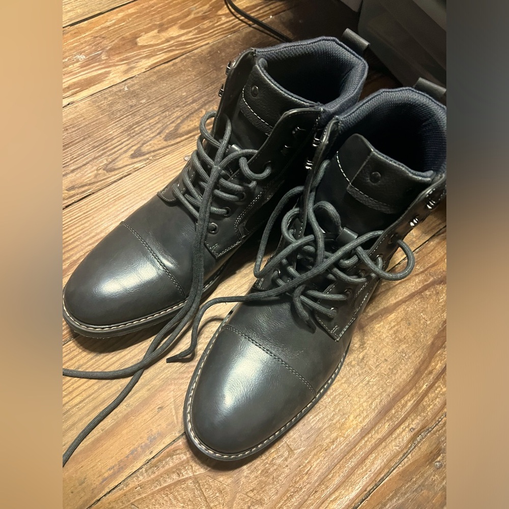 Mens boots